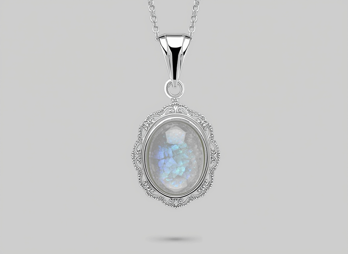 Sterling silver pendant with moonstone centerpiece